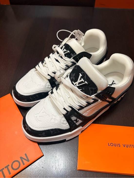 Louis Vuitton Other - Louis Vuitton Men’s Black & White Monogram LV Low-Top Sneakers